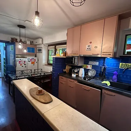 Hostel Balkan SJJ